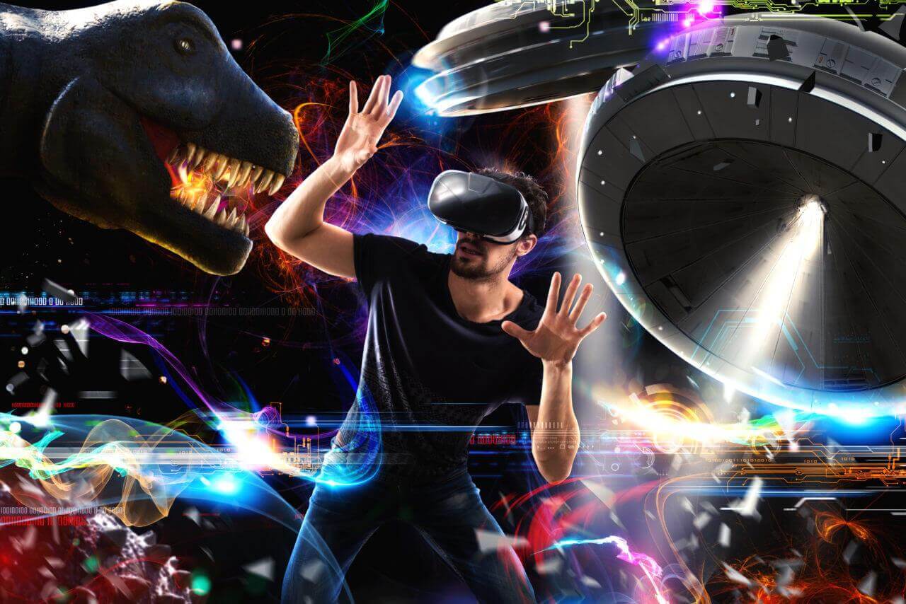 Virtual reality games with avatars